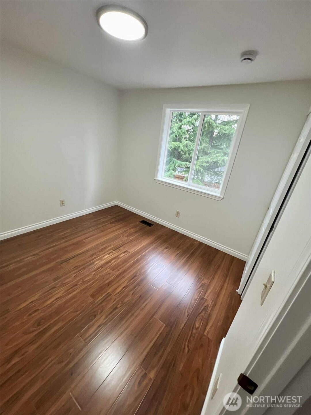 10900 SE 219th Place , Kent, WA 98031