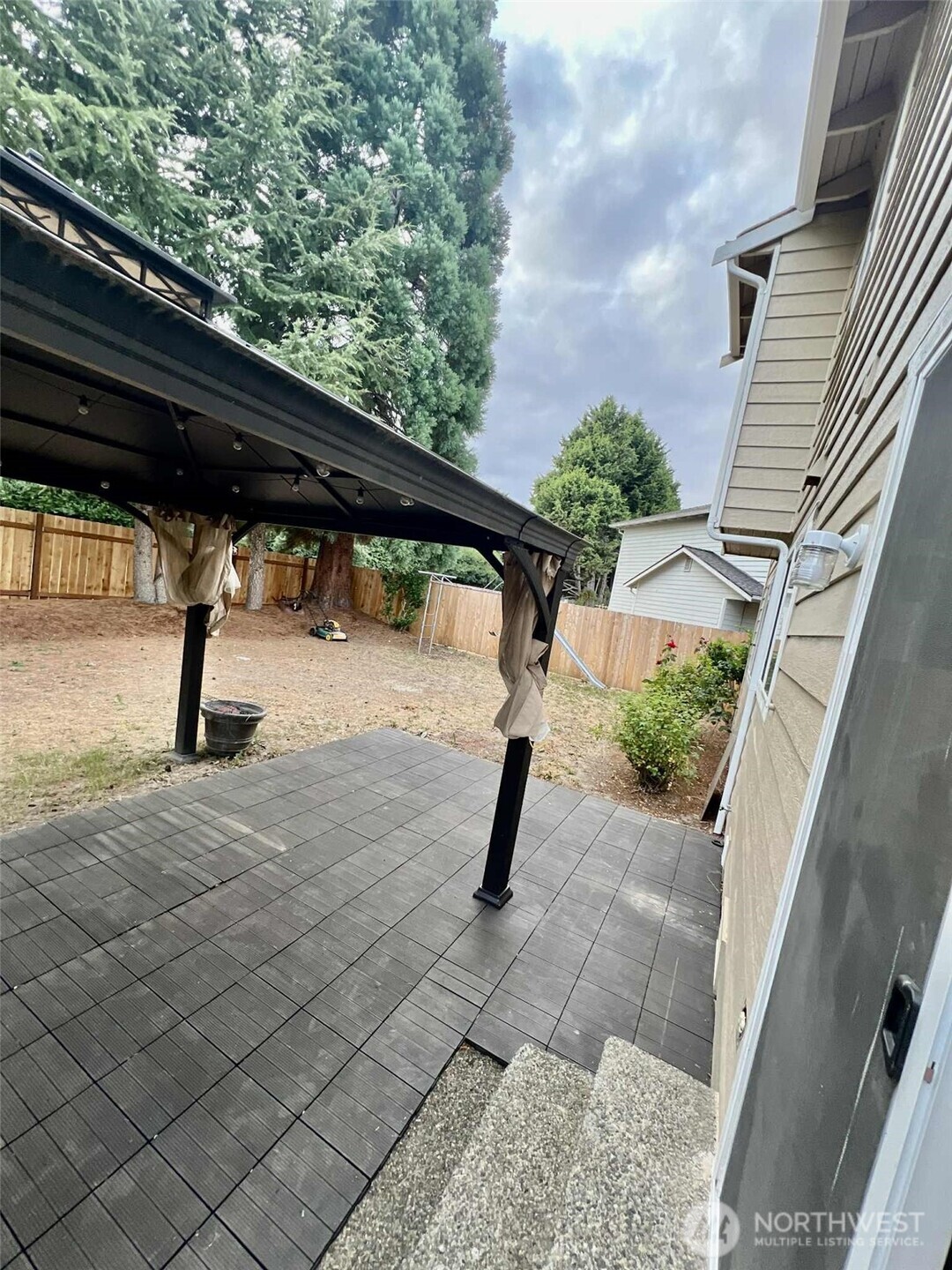 10900 SE 219th Place , Kent, WA 98031