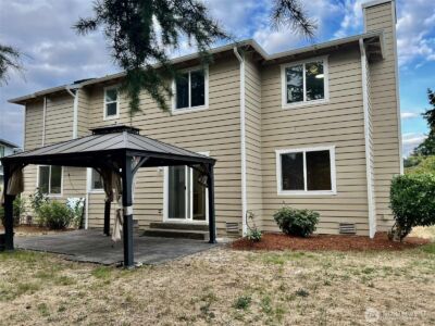 10900 SE 219th Place , Kent, WA 98031 - Photo 4