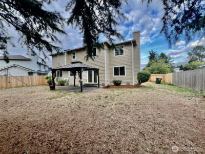 10900 SE 219th Place , Kent, WA 98031 - Photo 5