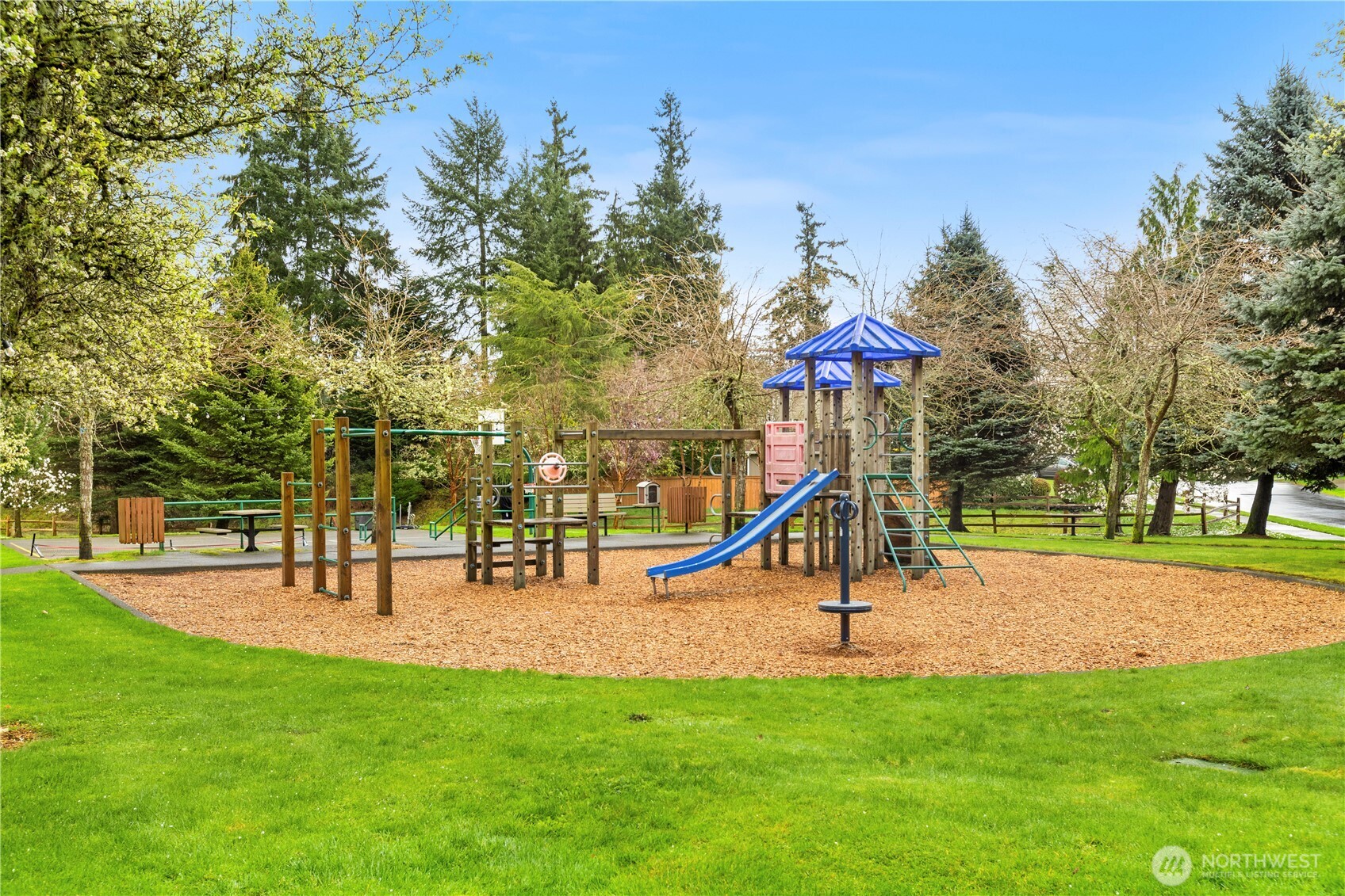 4116 16th Avenue NW, Gig Harbor, WA 98335-1604