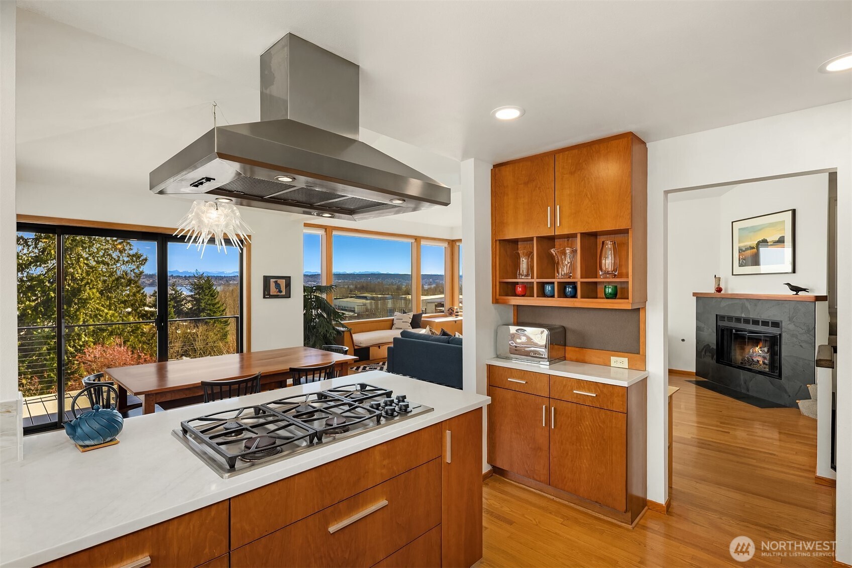 7756 58th Avenue NE, Seattle, WA 98115