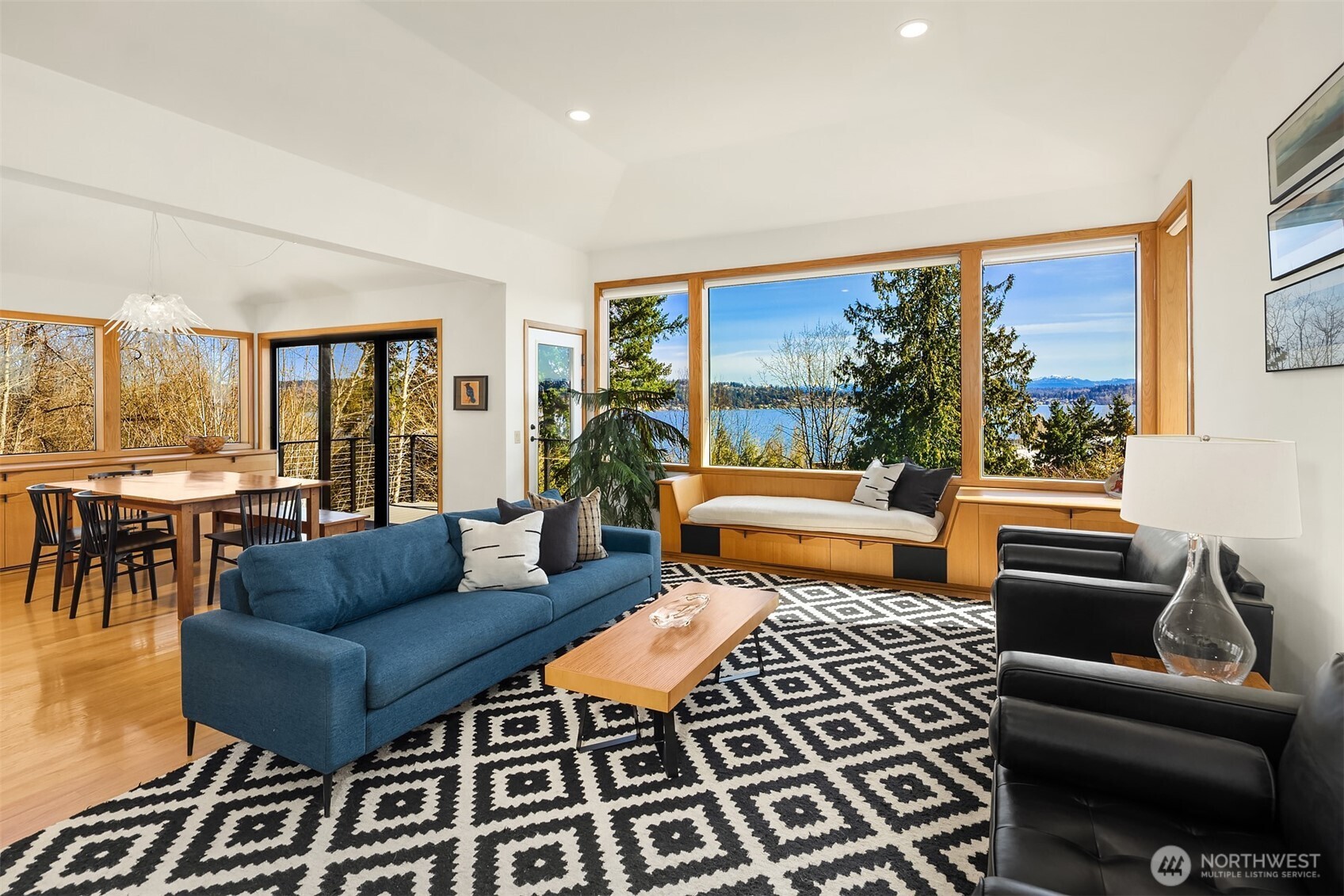 7756 58th Avenue NE, Seattle, WA 98115