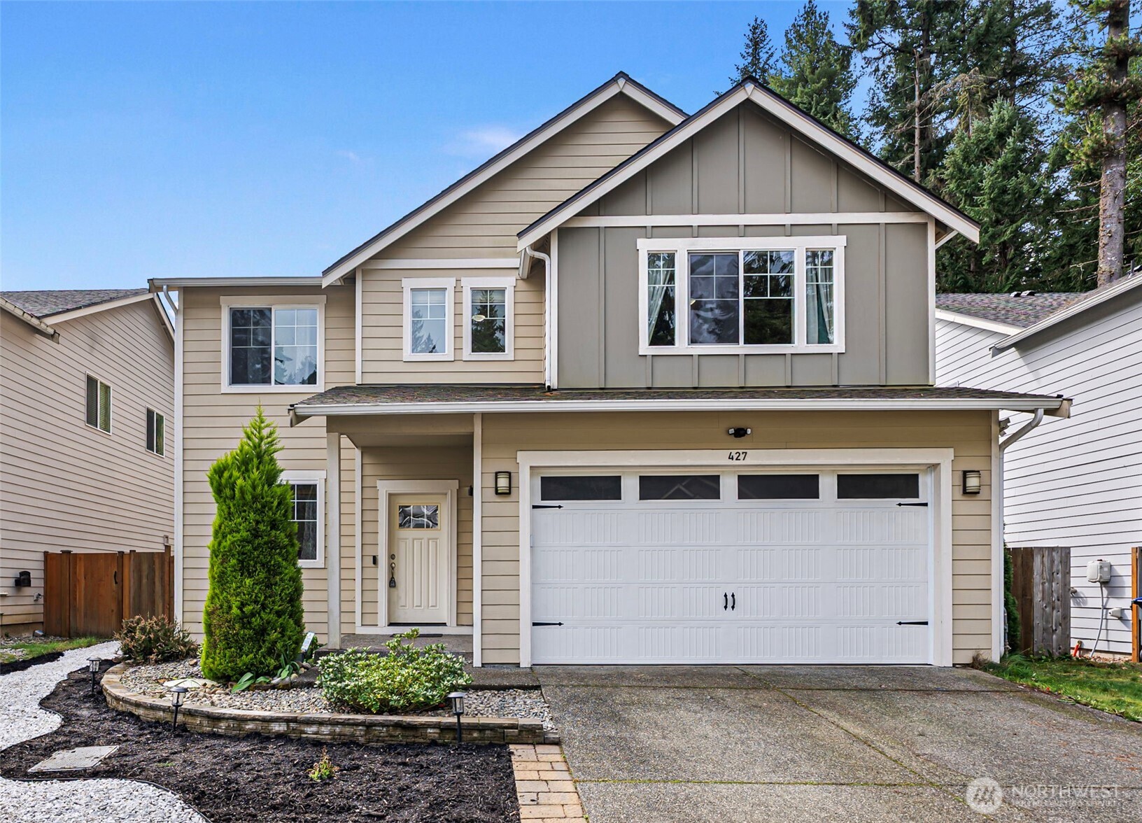 427 NE Nantucket Street , Bremerton, WA 98310