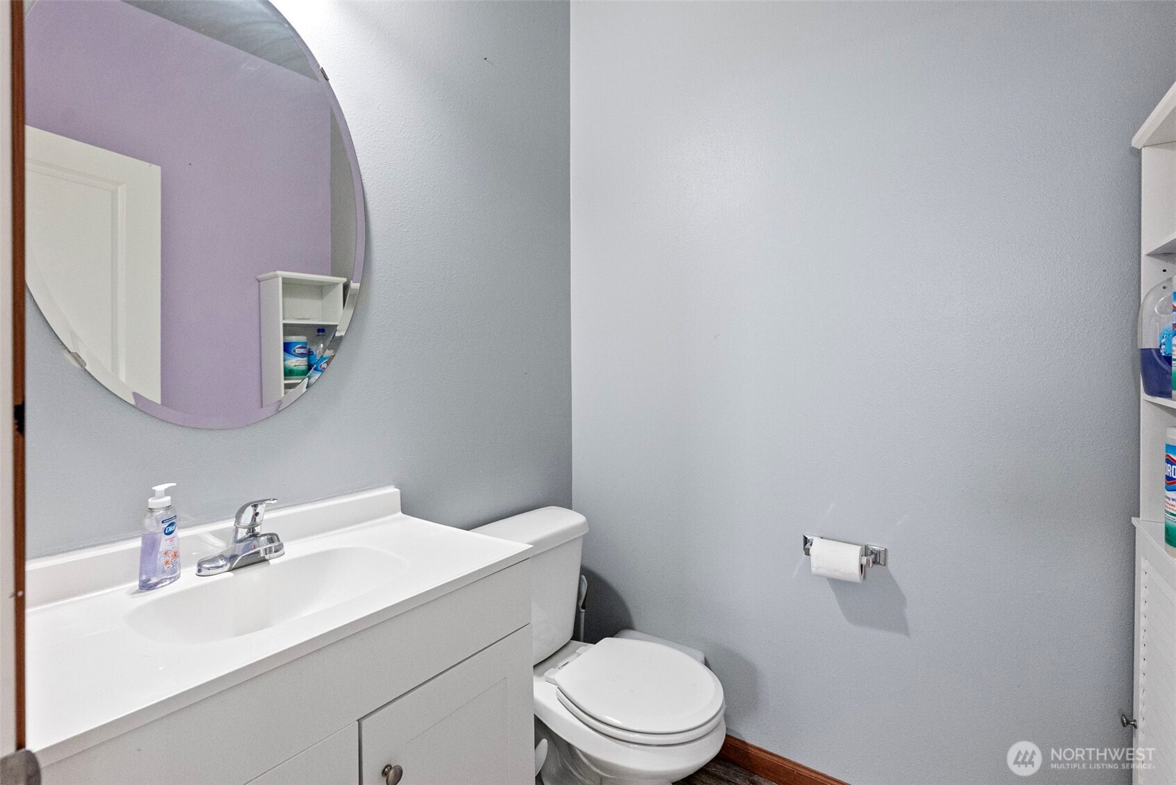 427 NE Nantucket Street , Bremerton, WA 98310