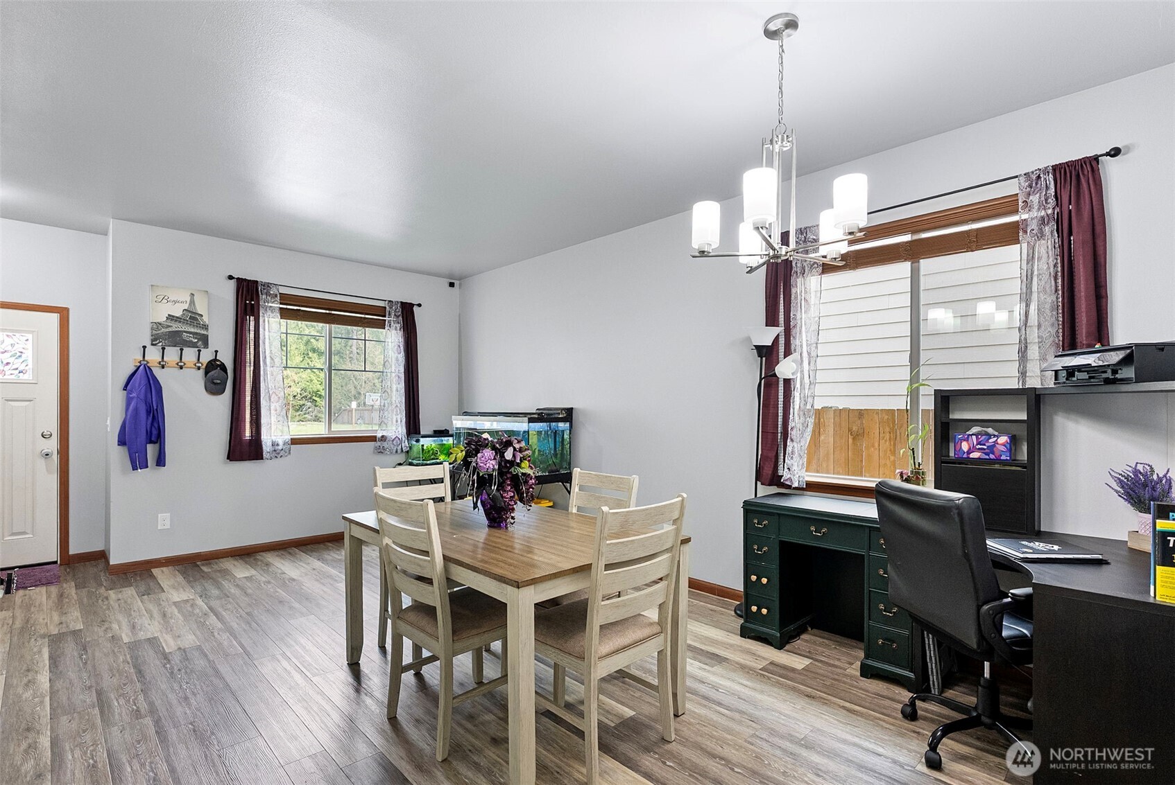 427 NE Nantucket Street , Bremerton, WA 98310