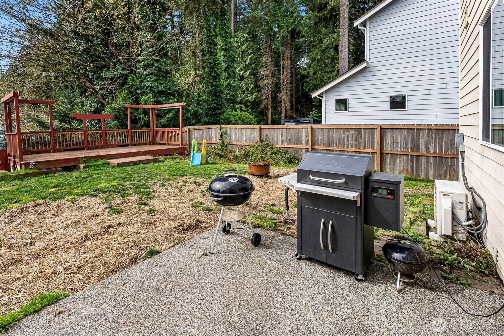 427 NE Nantucket Street , Bremerton, WA 98310