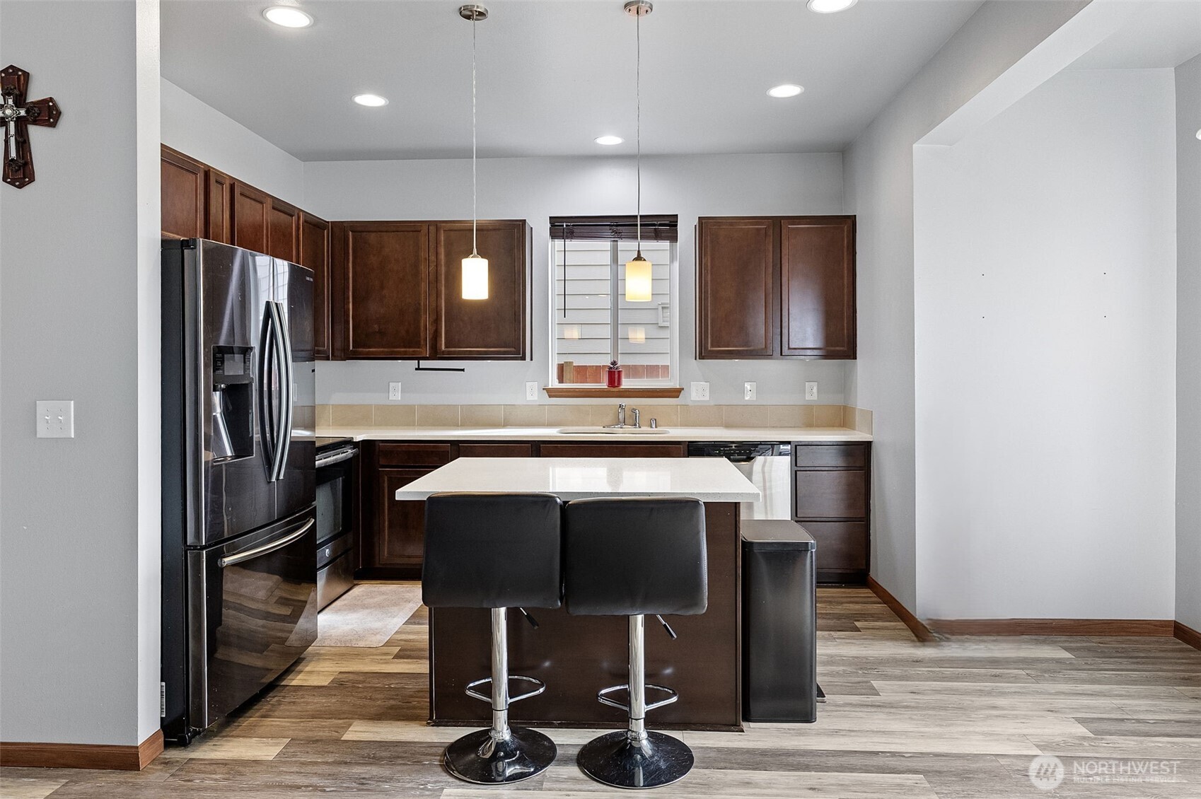 427 NE Nantucket Street , Bremerton, WA 98310