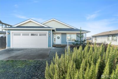 417 Riviera Street SW, Ocean Shores, WA 98569
