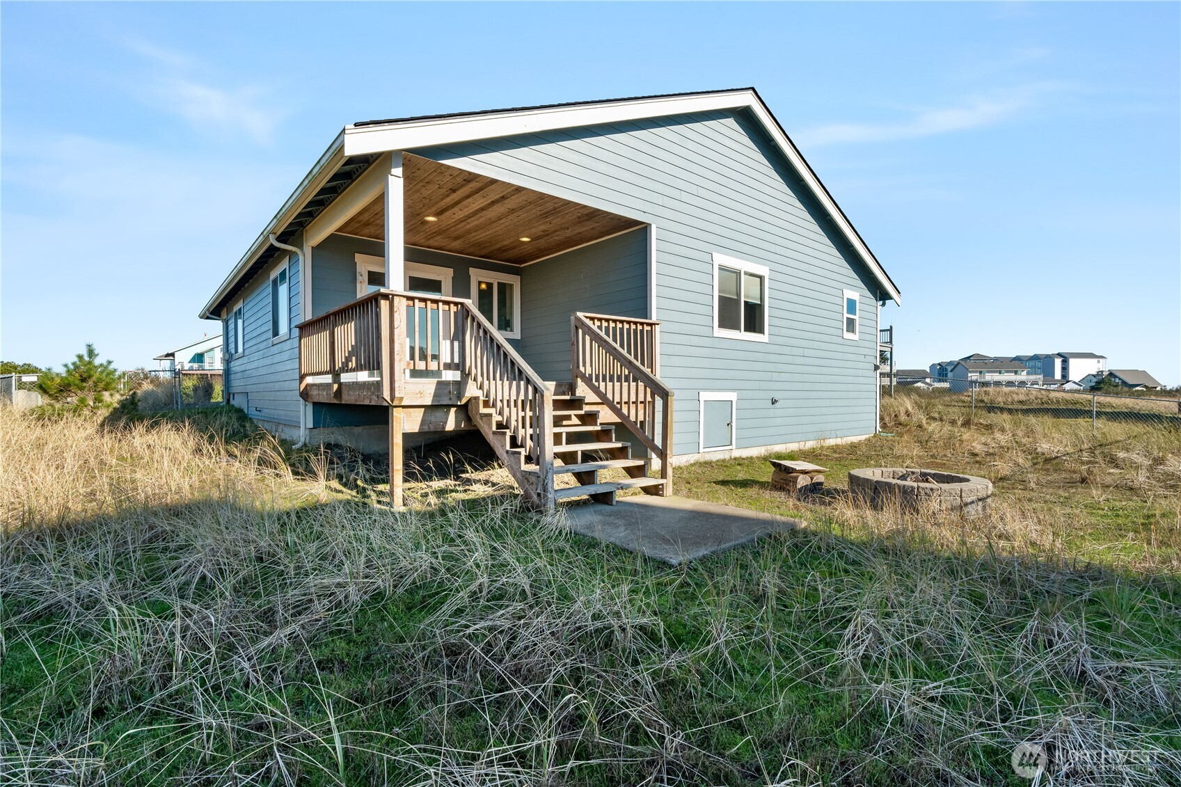 417 Riviera Street SW, Ocean Shores, WA 98569