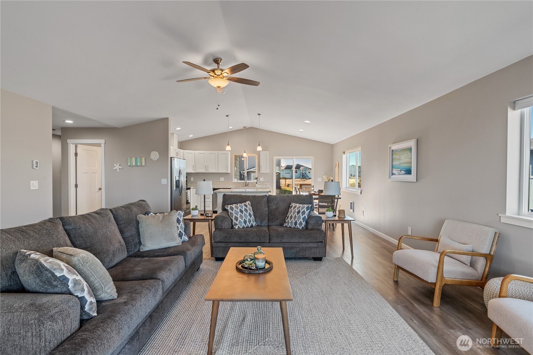 417 Riviera Street SW, Ocean Shores, WA 98569