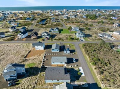 417 Riviera Street SW, Ocean Shores, WA 98569 - Photo 33
