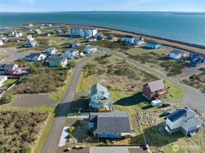 417 Riviera Street SW, Ocean Shores, WA 98569 - Photo 35