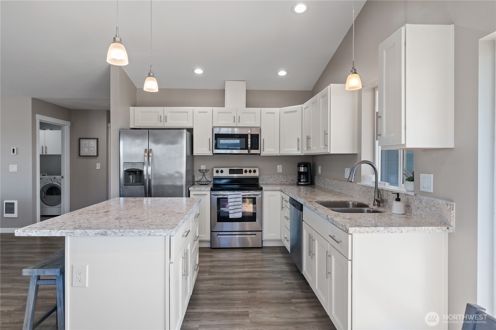 417 Riviera Street SW, Ocean Shores, WA 98569