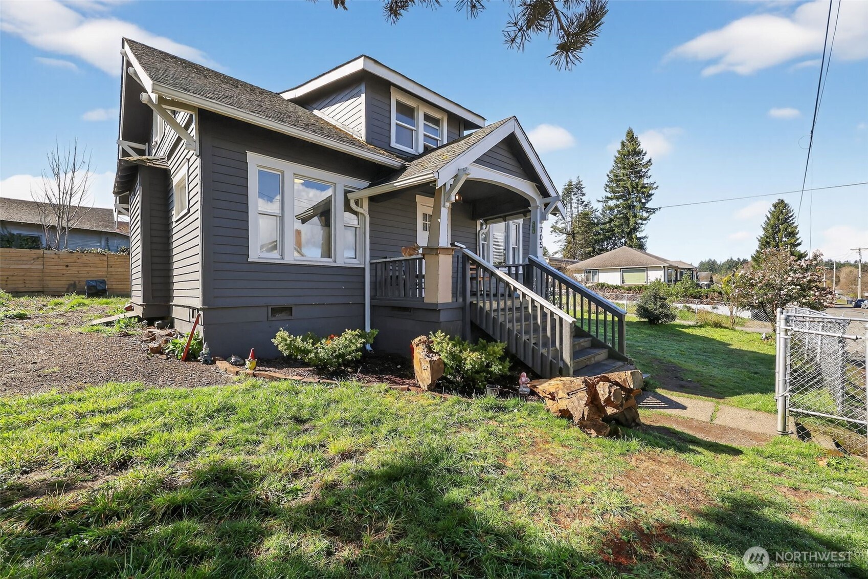 705 E Dearborn Avenue , Shelton, WA 98584