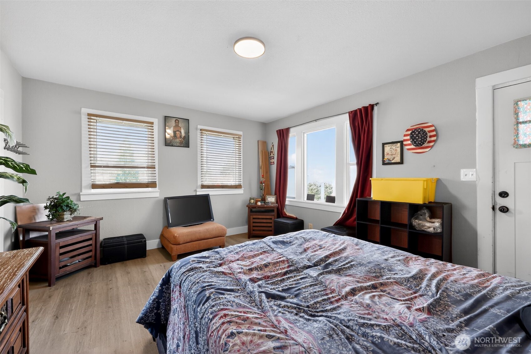 705 E Dearborn Avenue , Shelton, WA 98584