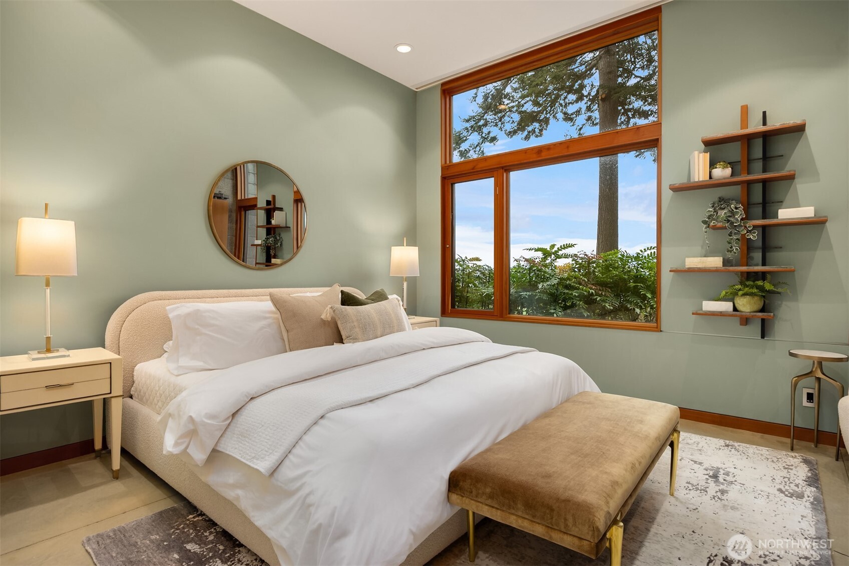 7268 Madrona Drive NE, Bainbridge Island, WA 98110