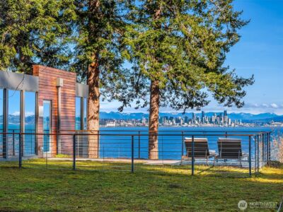 7268 Madrona Drive NE, Bainbridge Island, WA 98110 - Photo 2