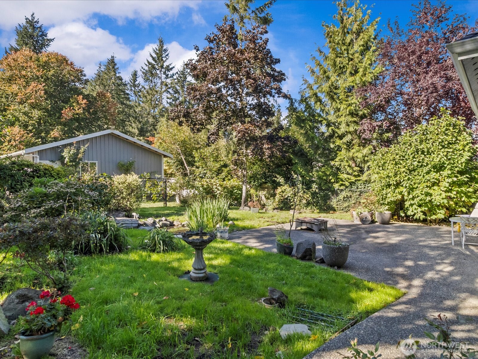 100 E Old Winery Road , Shelton, WA 98584-8828