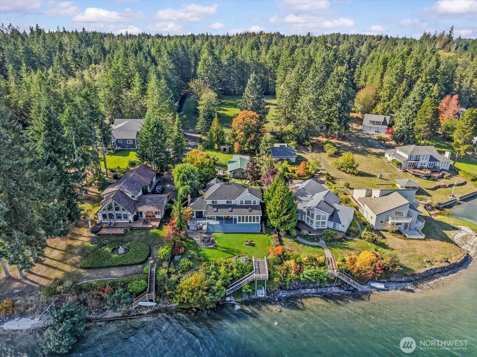 100 E Old Winery Road , Shelton, WA 98584-8828