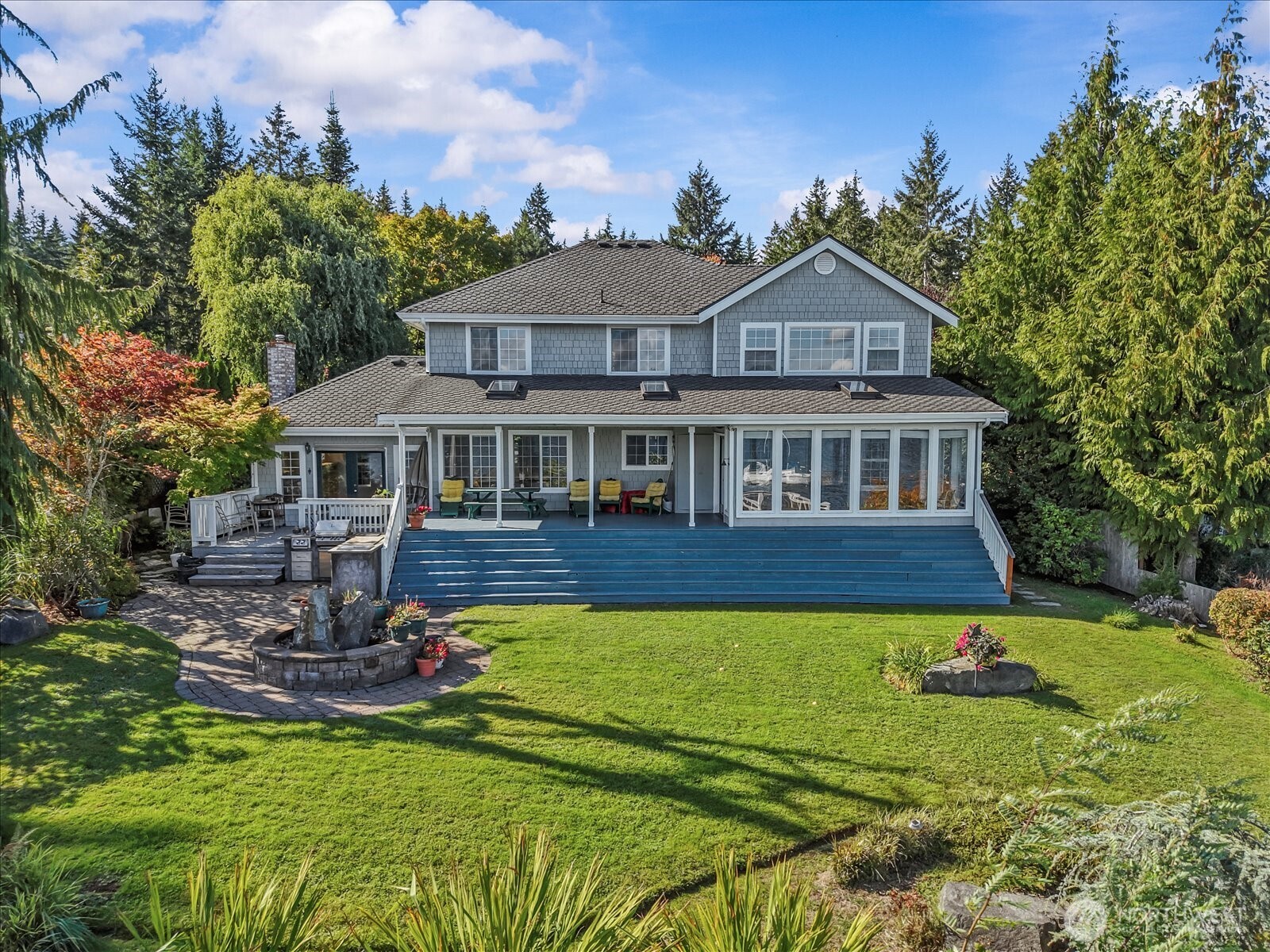 100 E Old Winery Road , Shelton, WA 98584-8828