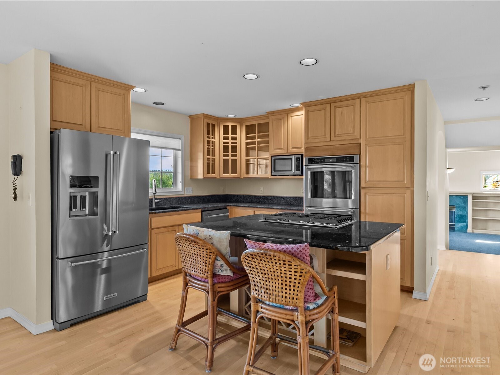 100 E Old Winery Road , Shelton, WA 98584-8828