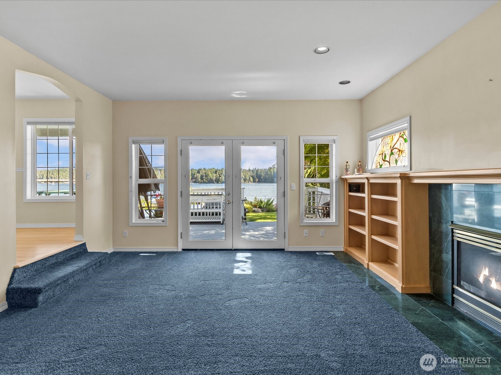 100 E Old Winery Road , Shelton, WA 98584-8828