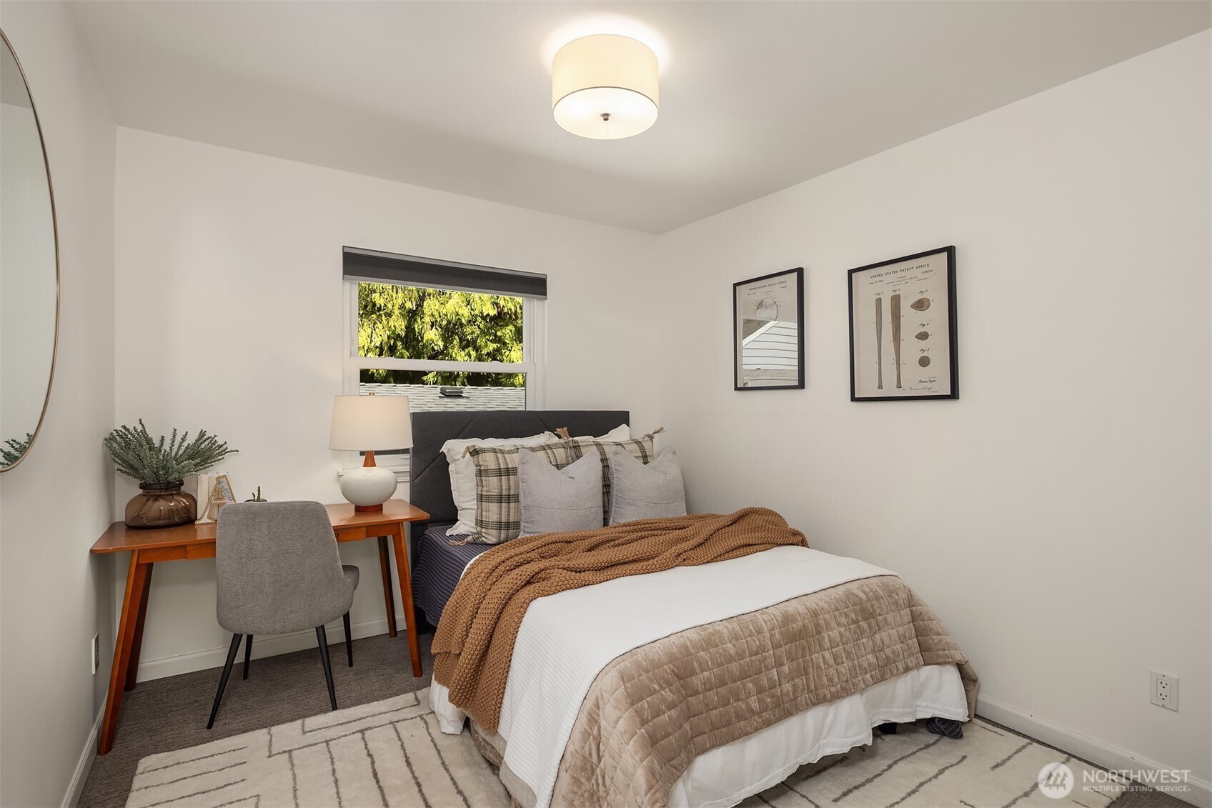 7710 32nd Avenue NE, Seattle, WA 98115-4738