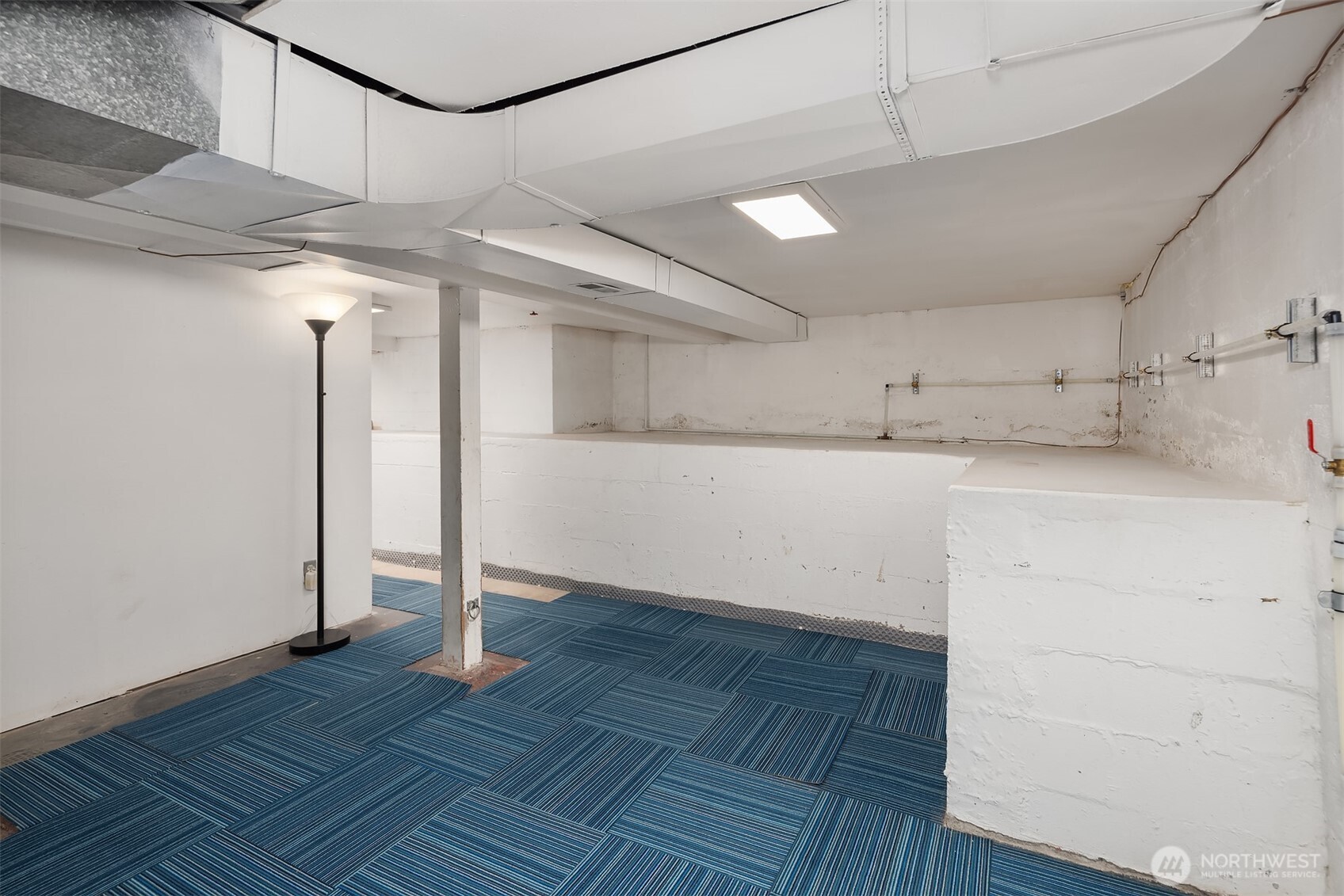 7710 32nd Avenue NE, Seattle, WA 98115-4738