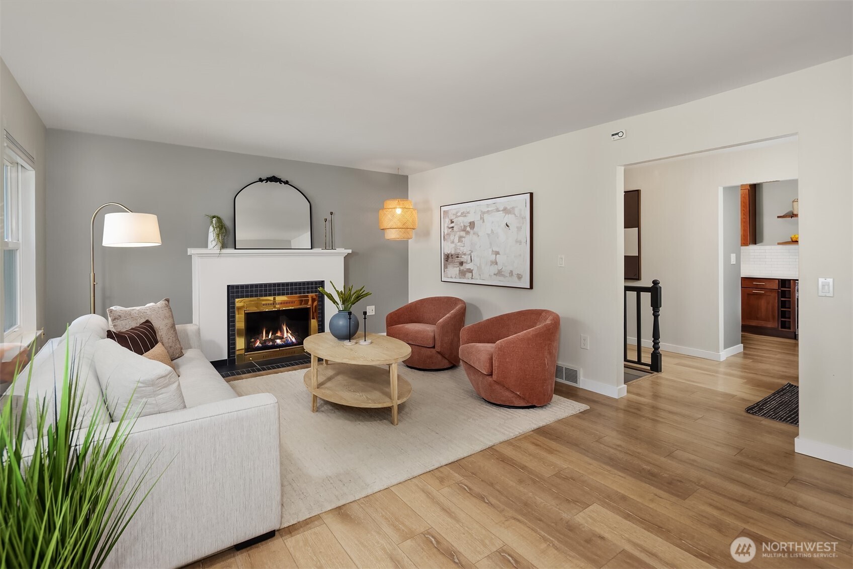 7710 32nd Avenue NE, Seattle, WA 98115-4738