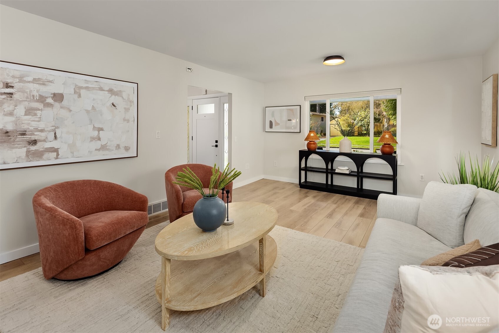 7710 32nd Avenue NE, Seattle, WA 98115-4738