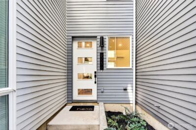 6320 41st Avenue SW #B, Seattle, WA 98136 - Photo 2