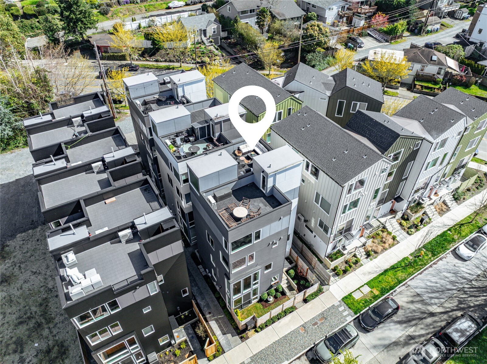 6320 41st Avenue SW #B, Seattle, WA 98136