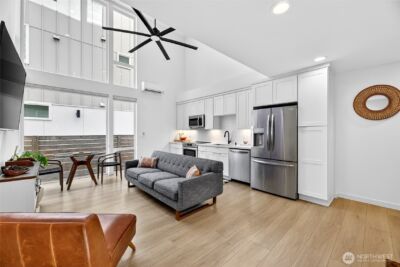 6320 41st Avenue SW #B, Seattle, WA 98136 - Photo 4