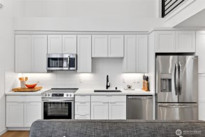 6320 41st Avenue SW #B, Seattle, WA 98136 - Photo 10