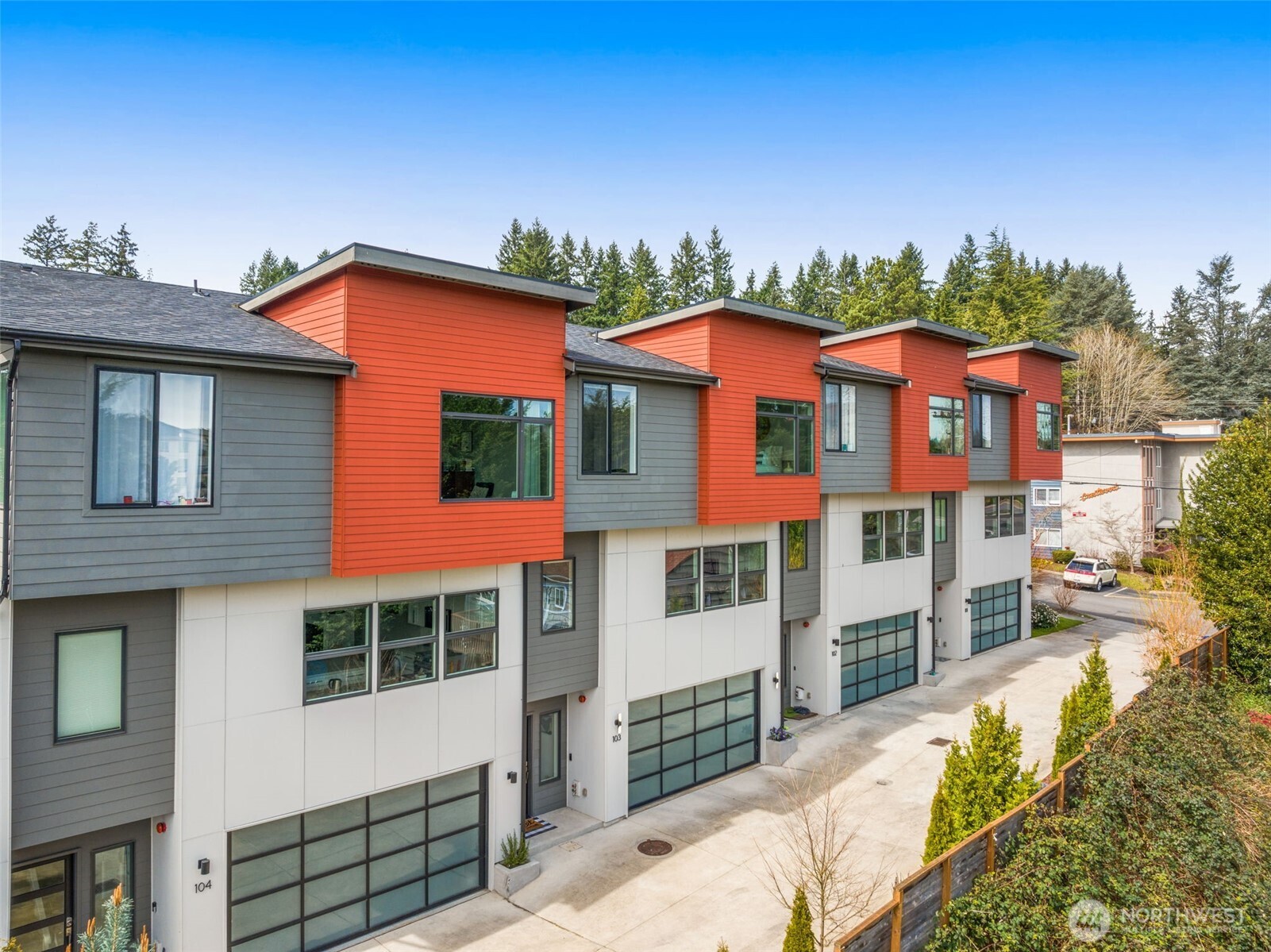 6525 NE 182nd Street #103, Kenmore, WA 98028