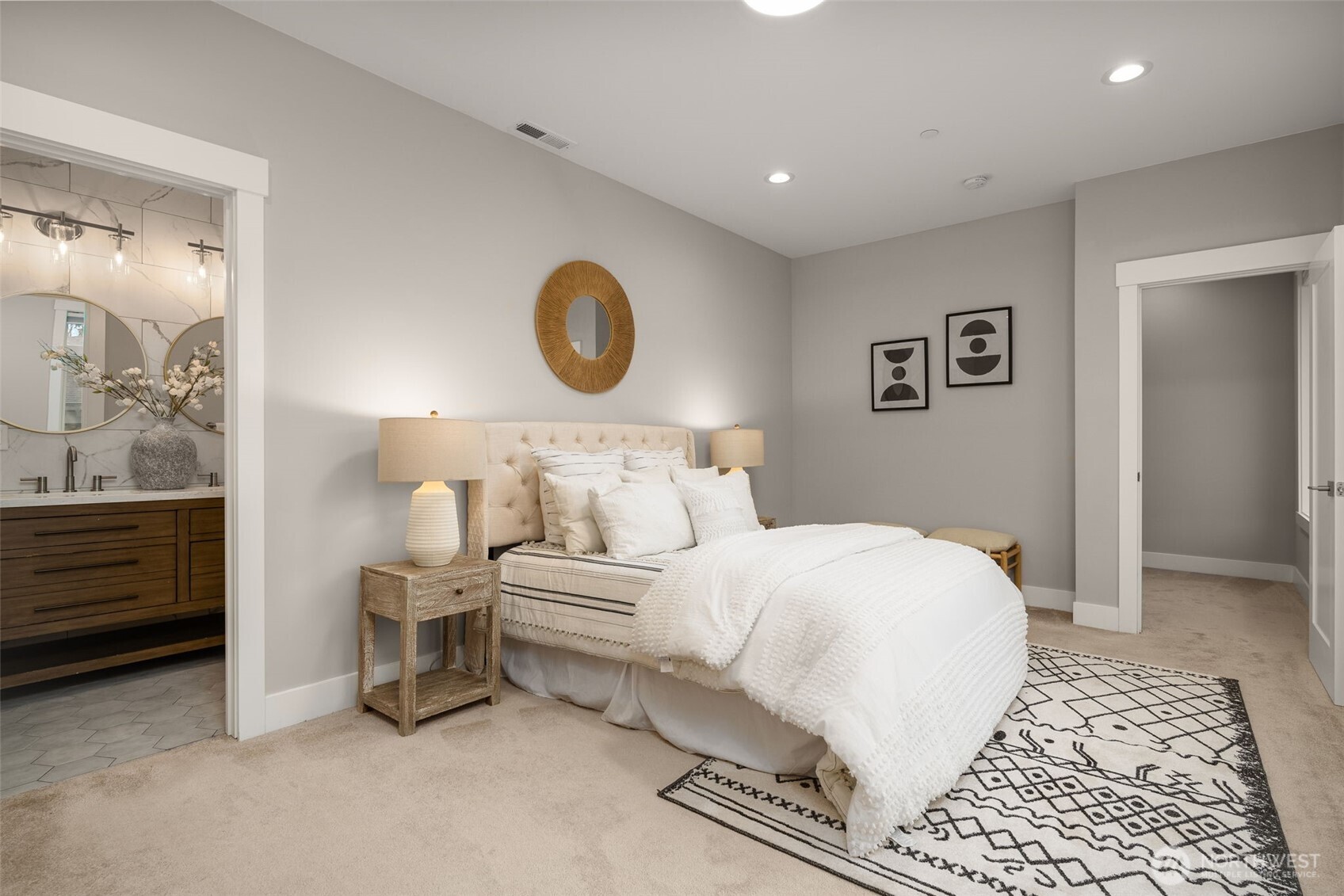 6525 NE 182nd Street #103, Kenmore, WA 98028