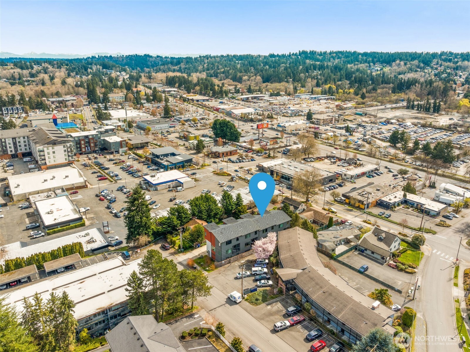 6525 NE 182nd Street #103, Kenmore, WA 98028