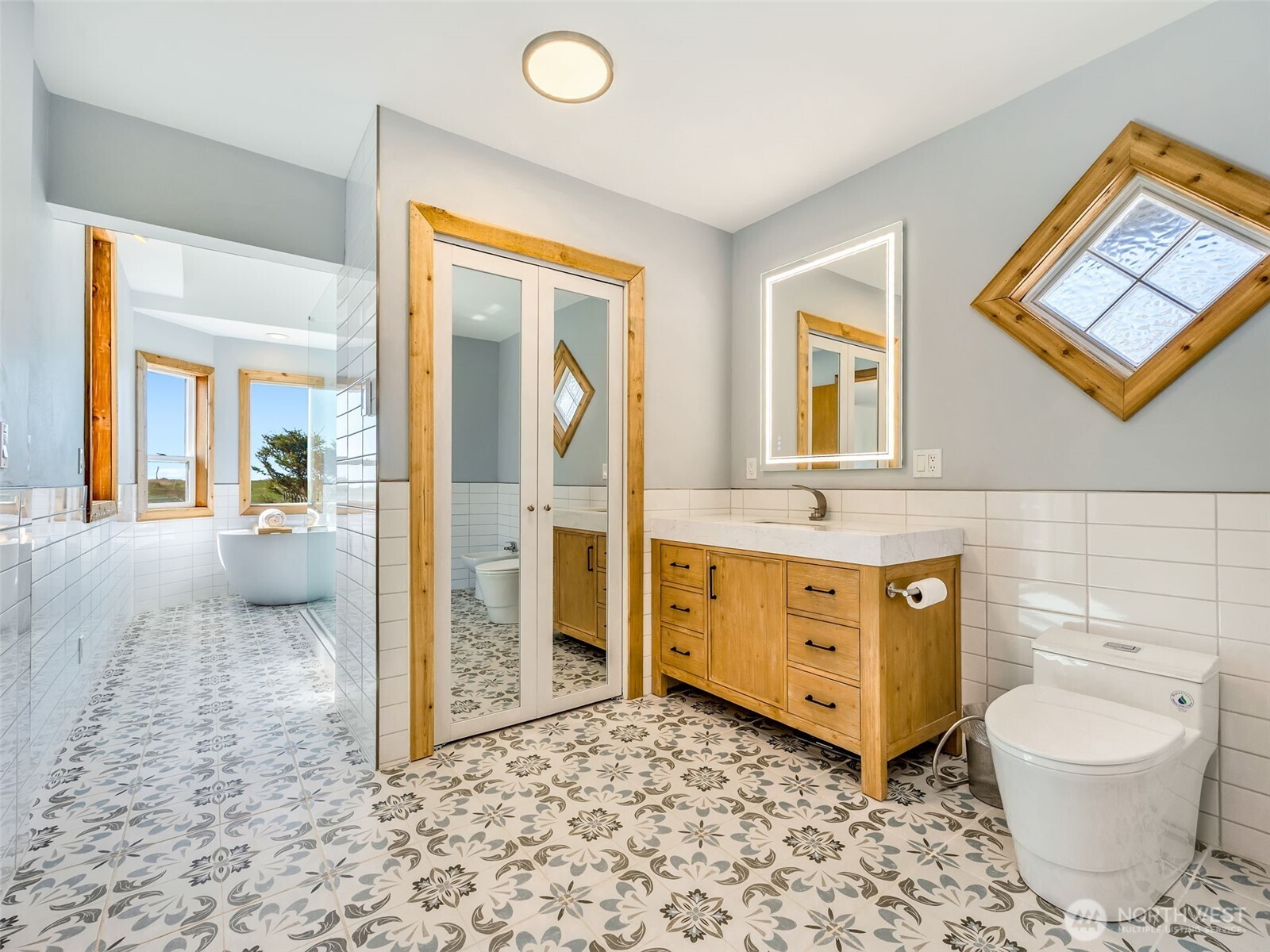 35405 F Place , Ocean Park, WA 98640