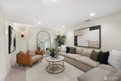 2556 10th Avenue W, Seattle, WA 98119 - Photo 25