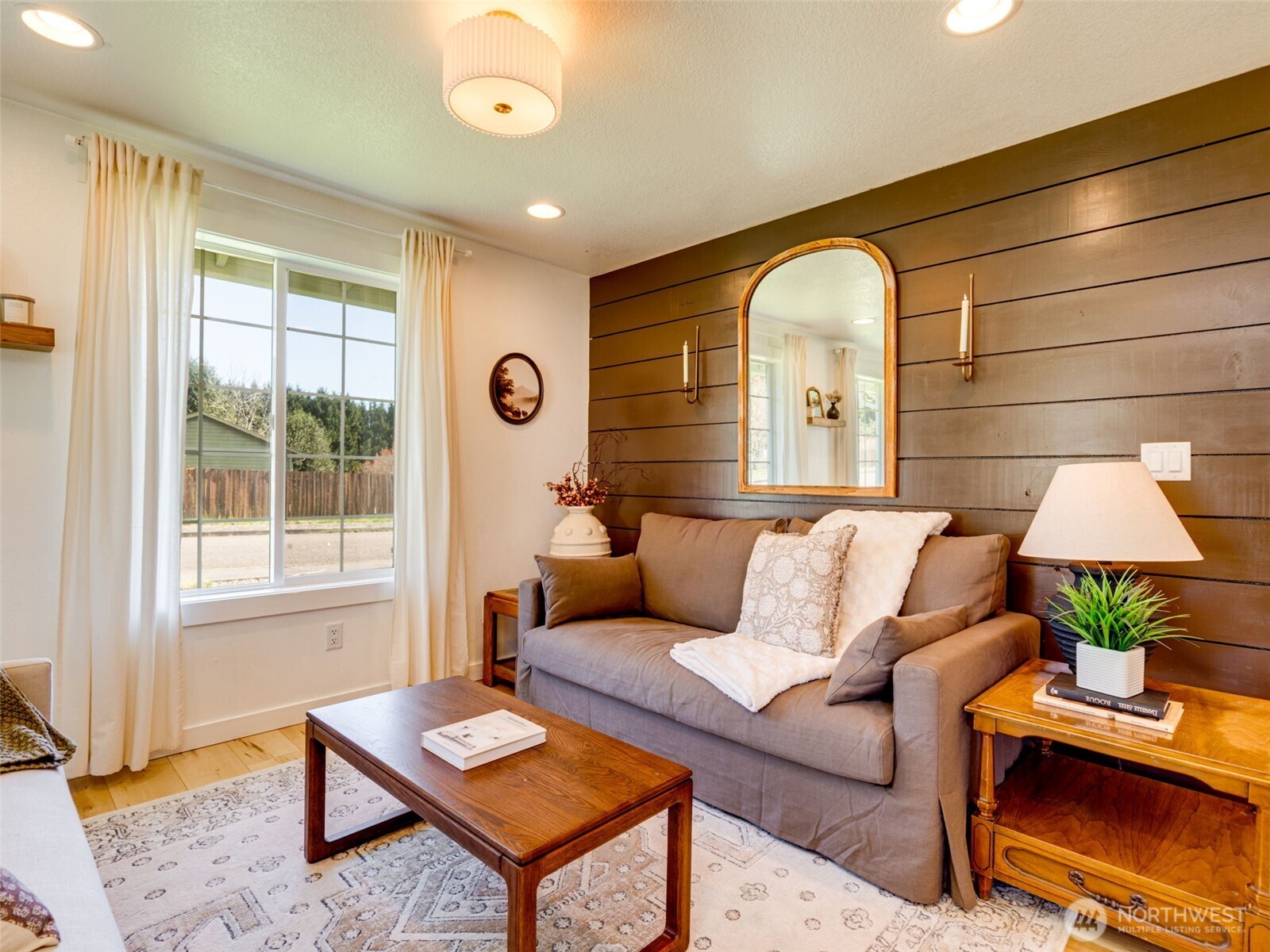 307 E Farrer Street , Yacolt, WA 98675