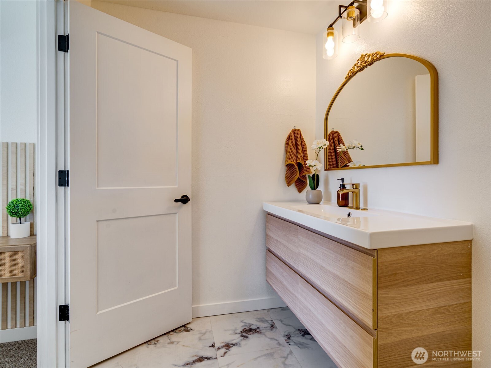 307 E Farrer Street , Yacolt, WA 98675