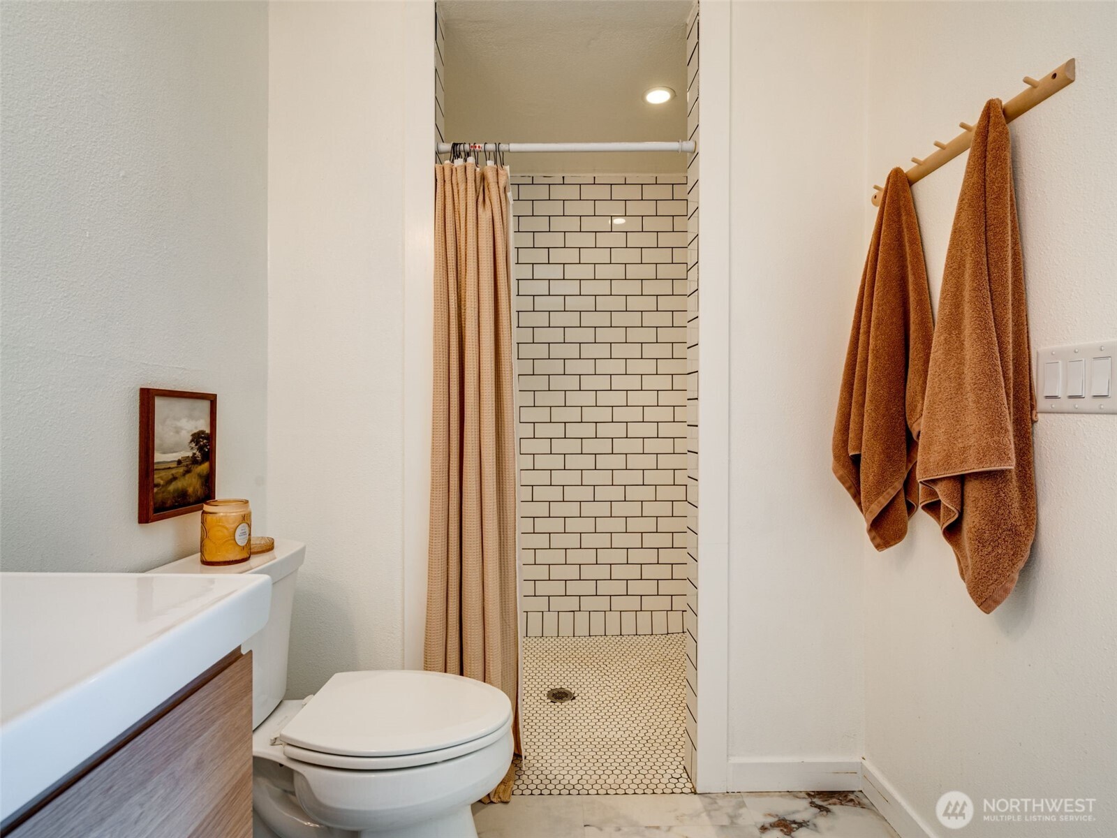 307 E Farrer Street , Yacolt, WA 98675