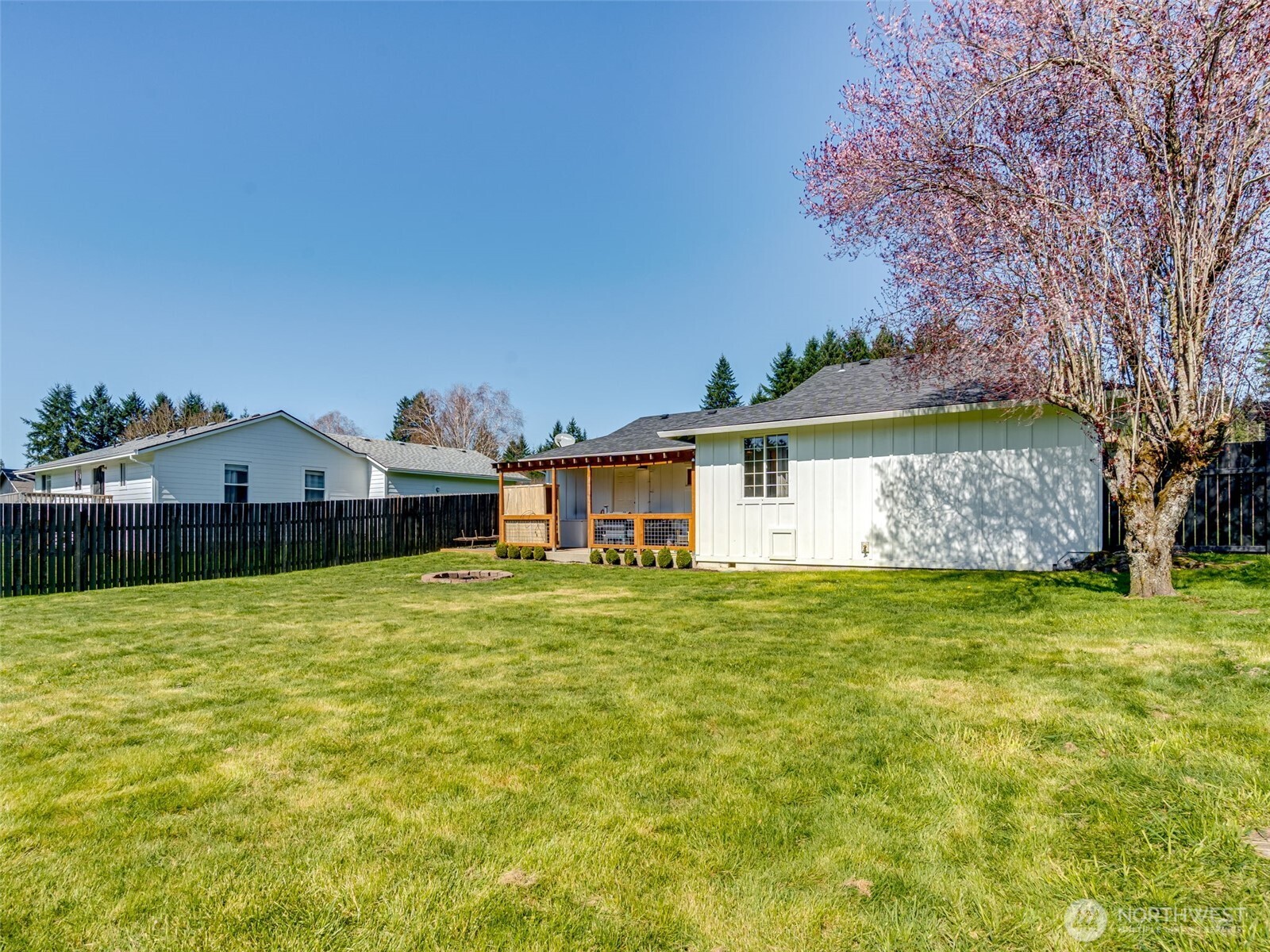 307 E Farrer Street , Yacolt, WA 98675