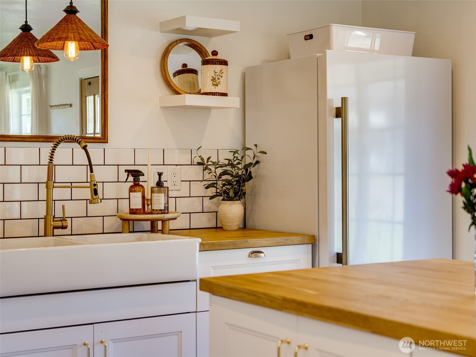 307 E Farrer Street , Yacolt, WA 98675