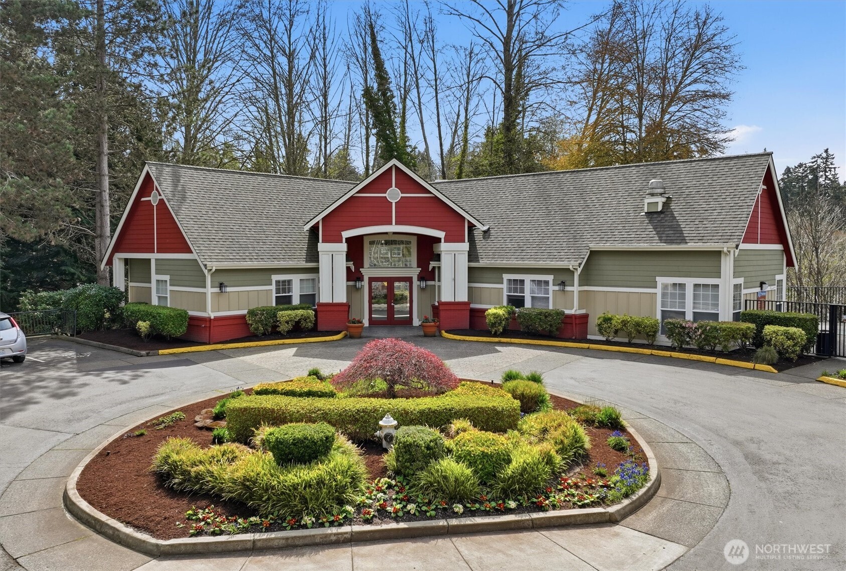 7711 NE 175th Street #C103, Kenmore, WA 98028