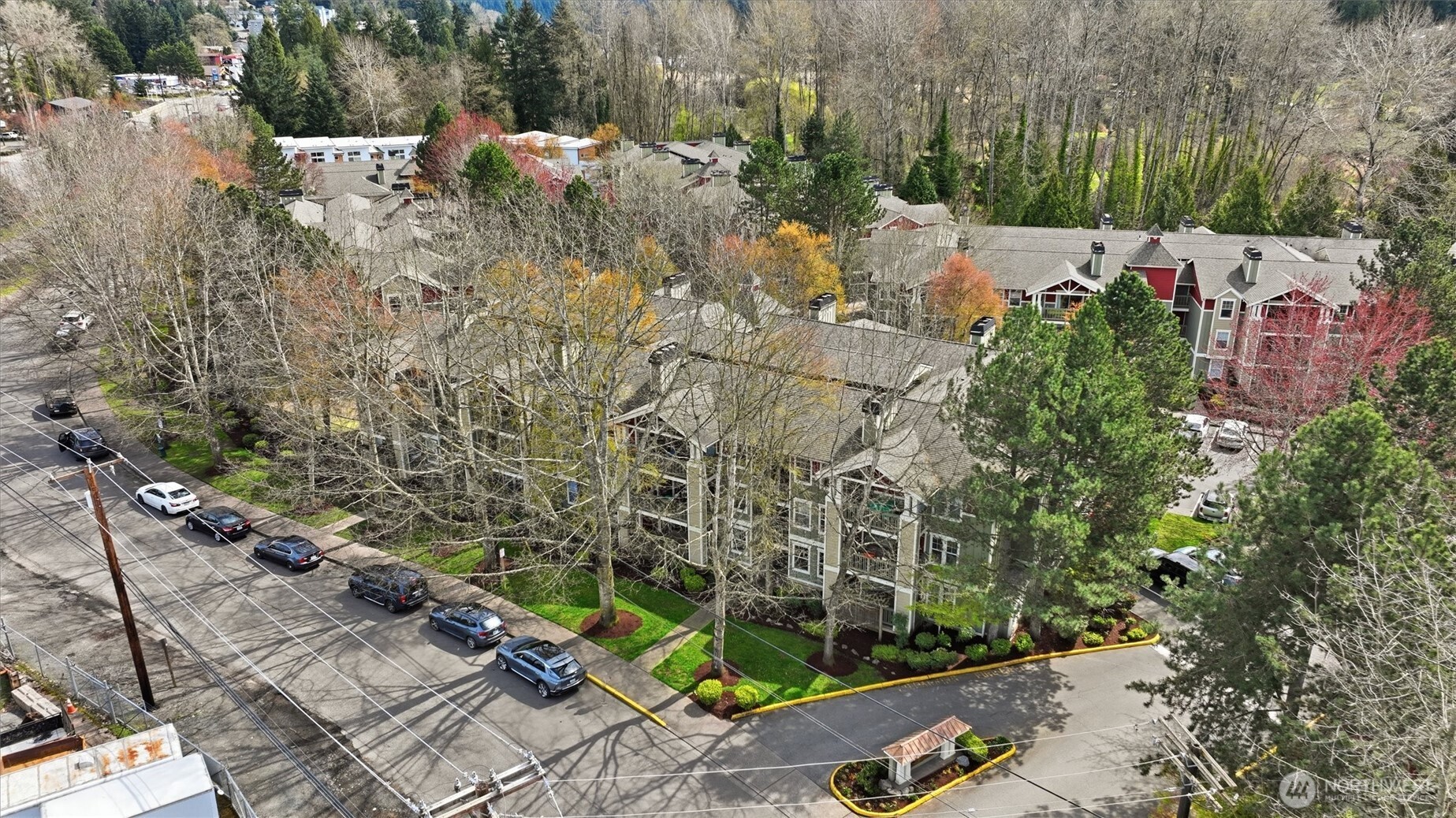 7711 NE 175th Street #C103, Kenmore, WA 98028