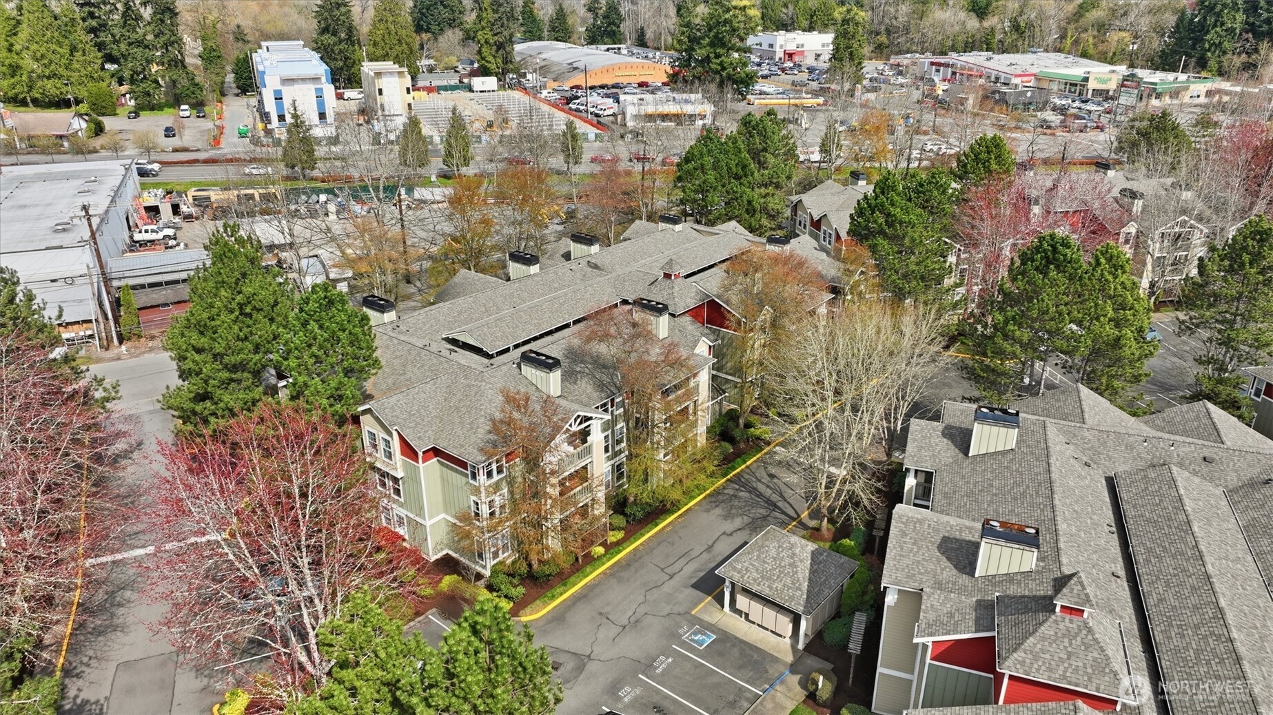 7711 NE 175th Street #C103, Kenmore, WA 98028