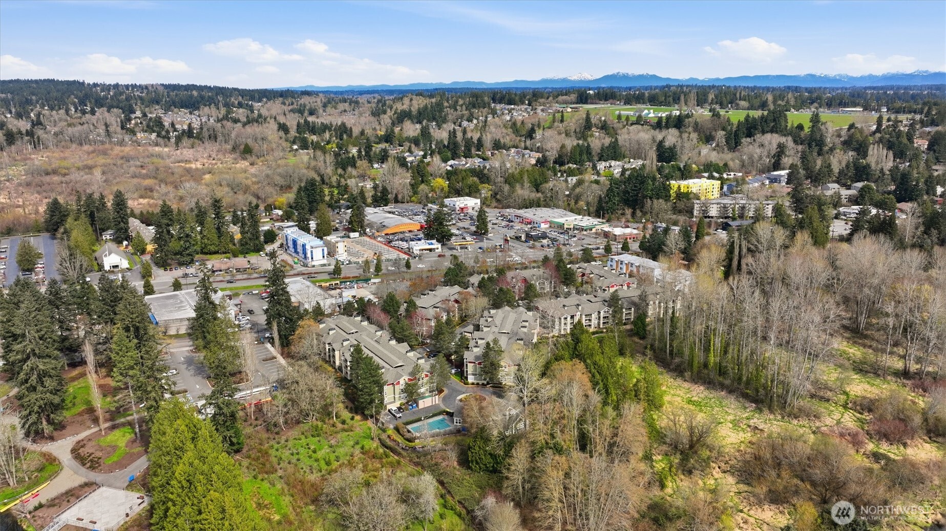 7711 NE 175th Street #C103, Kenmore, WA 98028