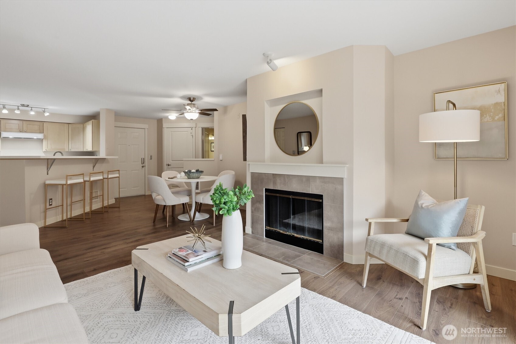 7711 NE 175th Street #C103, Kenmore, WA 98028